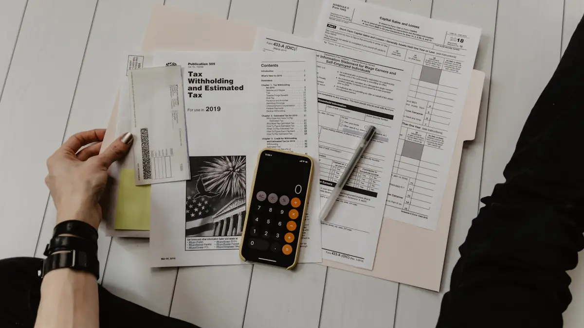 Mobile notary at a closing table